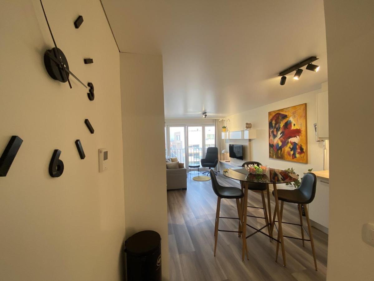 Moderne Studio Aan Zee Apartment Oostende Bagian luar foto