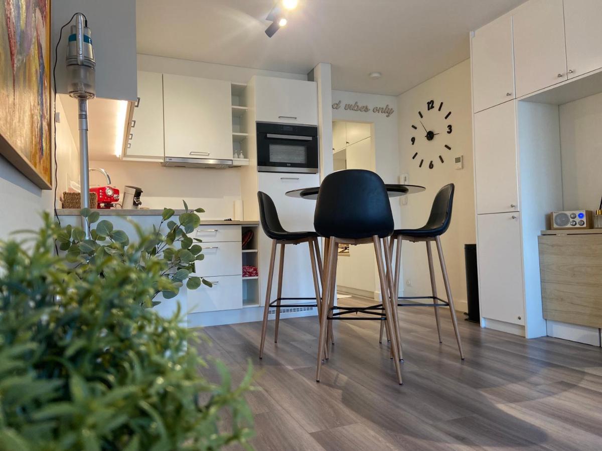 Moderne Studio Aan Zee Apartment Oostende Bagian luar foto