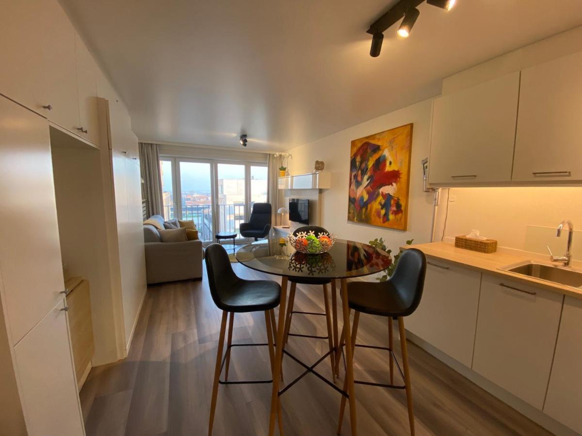 Moderne Studio Aan Zee Apartment Oostende Bagian luar foto