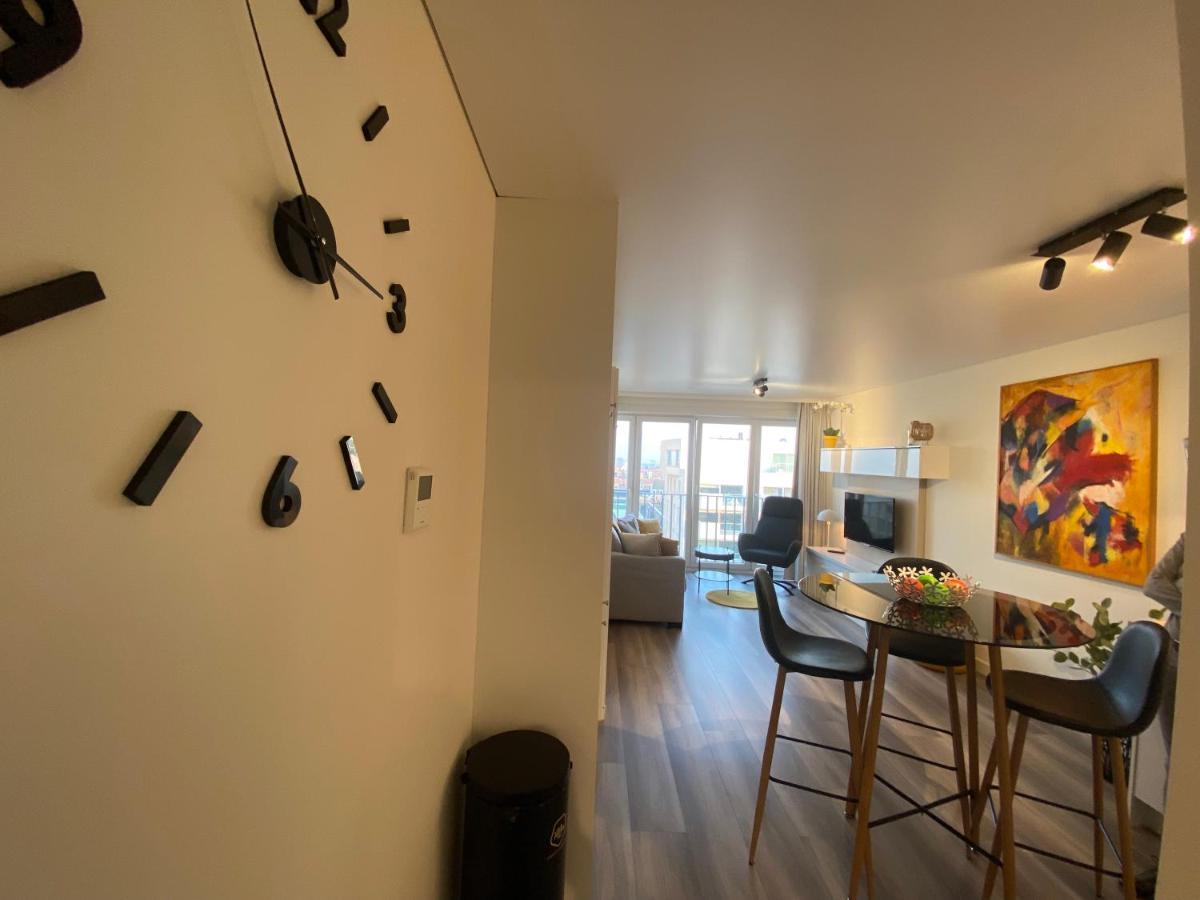 Moderne Studio Aan Zee Apartment Oostende Bagian luar foto